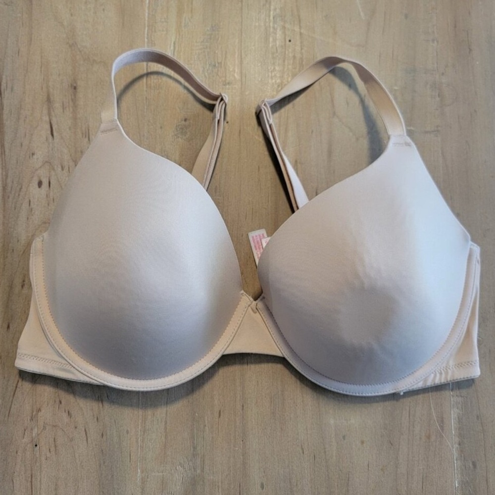 PINK Victoria's Secret Pale Cream Beige 36DD Wear Everywhere T-shirt Bra VS.